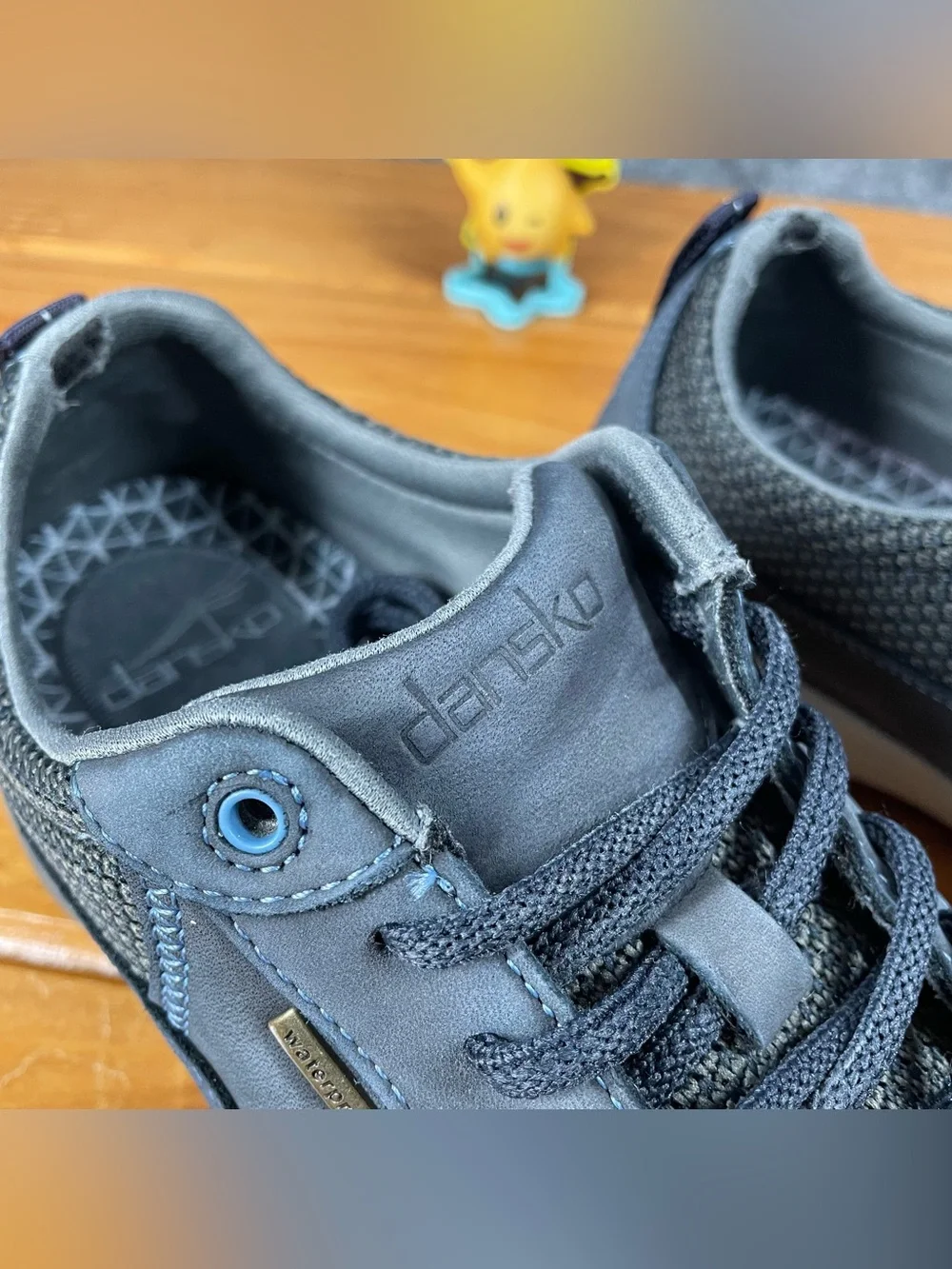 Dansko Paisley Womens 6.5-7 EU 37 Blue Waterproof Walking Hiking Shoes Vibram